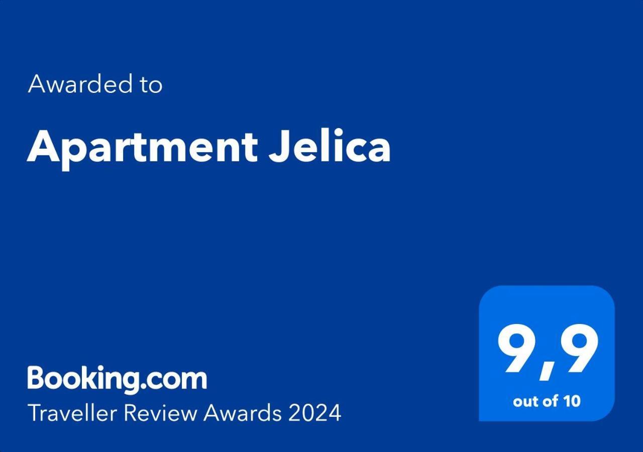 Apartments Jelena Supetar - Four Apartments - A Small House With A Private Yard - Two-Room Apartment With A Sea View - Studio Apartment - Two-Room Apartment With Garden View- Free Parking Kültér fotó
