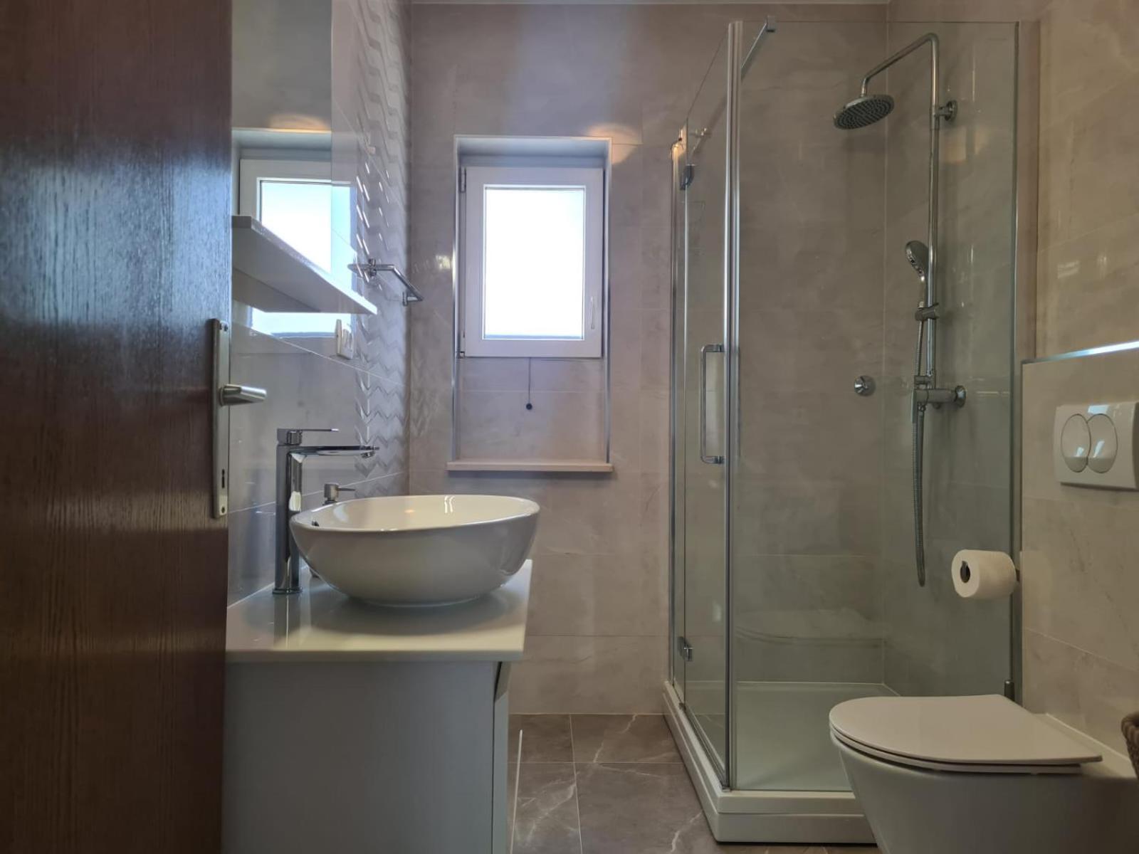 Apartments Jelena Supetar - Four Apartments - A Small House With A Private Yard - Two-Room Apartment With A Sea View - Studio Apartment - Two-Room Apartment With Garden View- Free Parking Kültér fotó